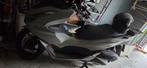 Honda PCX 125 (2023) — Excellent état + topcase, Motos, Particulier, Scooter, Éclairage LED