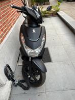 Peugot Kisbee 50 2023 zwart 3250km, Fietsen en Brommers, Scooters | Peugeot, Ophalen, Overige modellen, Klasse A (25 km/u), Zo goed als nieuw