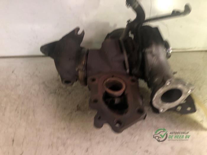 Turbo d'un Opel Vivaro, Autos : Pièces & Accessoires, Moteurs & Accessoires, Opel, Utilisé, 3 mois de garantie, Enlèvement ou Envoi