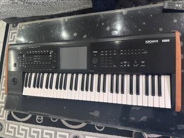 Korg kronos v2 61 beschikbaar voor biedingen
