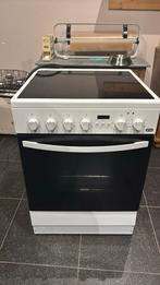 Zanussi electrisch kookvuur met oven, Ophalen, Keramisch, 4 kookzones, Zo goed als nieuw