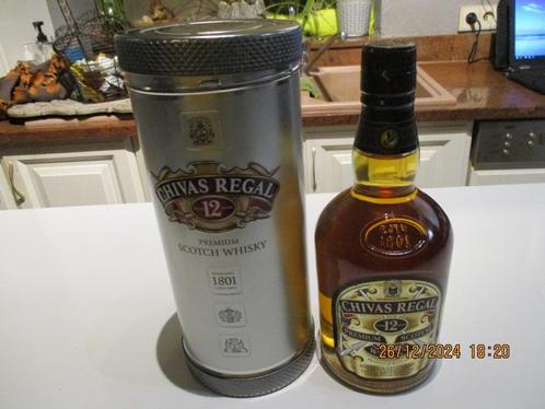 Whisky Chivas Regal 12 jaar + de originele metalen doos.., Verzamelen, Wijnen, Ophalen of Verzenden