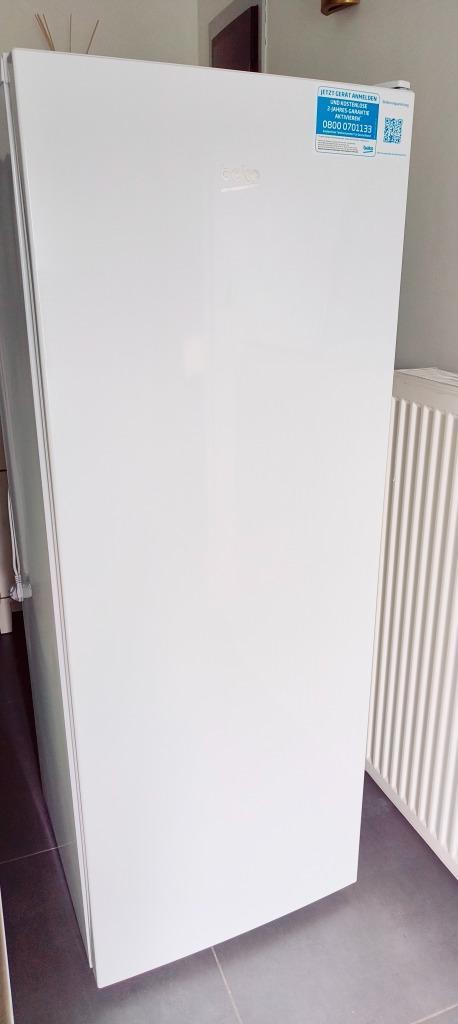 Réfrigérateur Beko 1 porte, Electroménager, Réfrigérateurs & Frigos, Utilisé, Sans bac à congélation, 200 litres ou plus, 140 à 160 cm