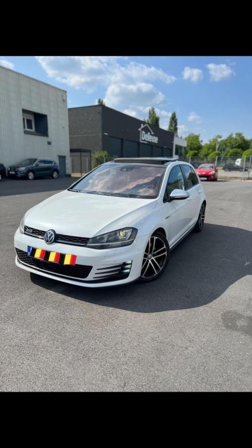 Golf Gtd, Auto's, Volkswagen, Particulier, Golf, Alarm, Parkeercamera, Vooruitrijcamera, Diesel, Euro 6, Automaat, Rood, Zwart