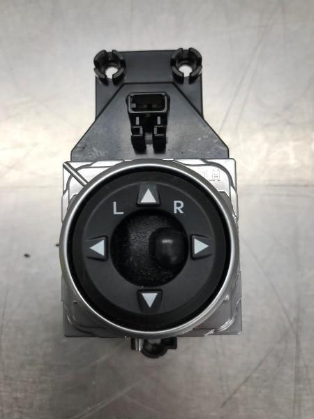 SPIEGEL SCHAKELAAR Hyundai i30 (GDHB5) (01-2011/12-2016), Auto-onderdelen, Dashboard en Schakelaars, Hyundai, Gebruikt