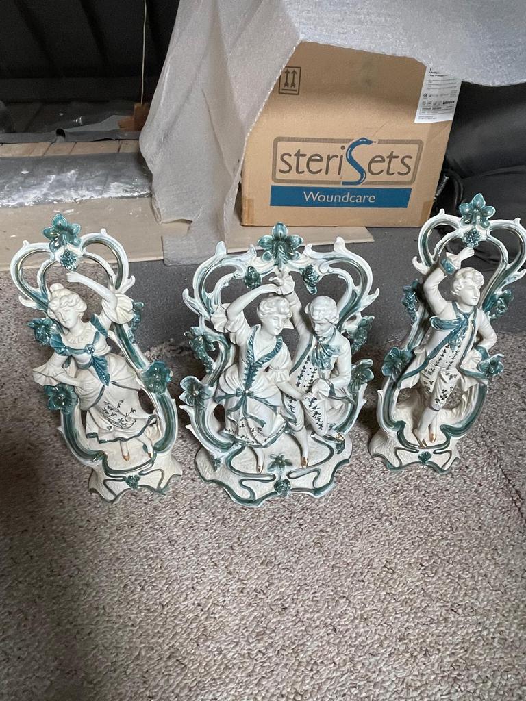 Standbeeld, Enlèvement