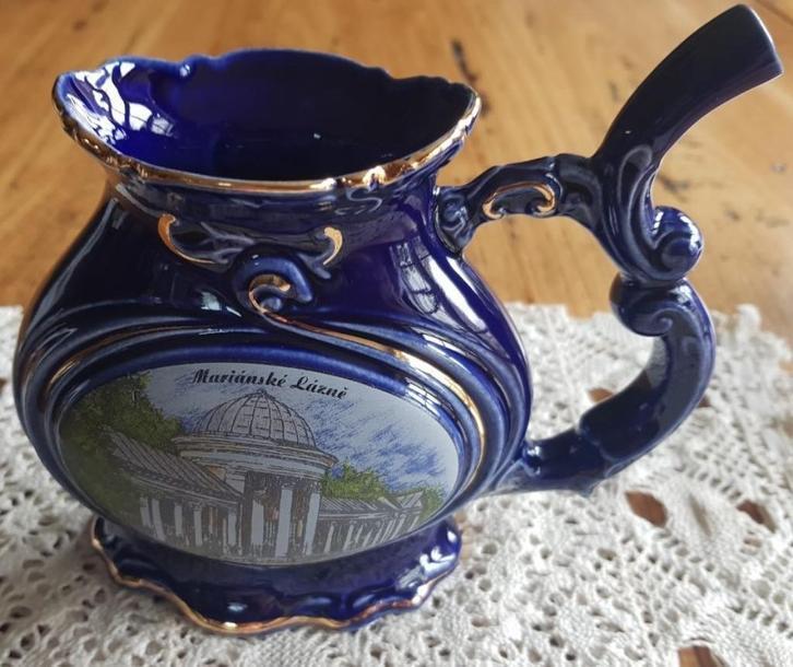Grote Tjechische blauwe tuitbeker, kuuroord Marianske Lazne, Antiek en Kunst, Curiosa en Brocante, Ophalen of Verzenden