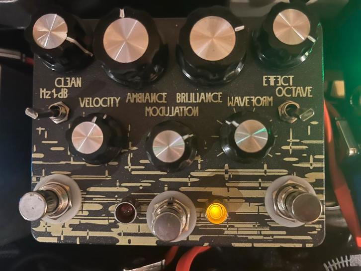 Hungry Robot The Borderland modulated reverb, Muziek en Instrumenten, Effecten, Zo goed als nieuw, Chorus, Verzenden