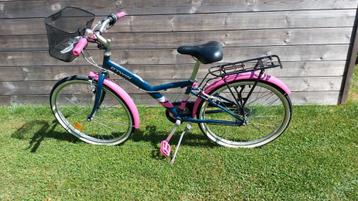 BTWin meisjesfiets beschikbaar voor biedingen
