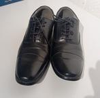 Herenschoenen maat 44, Ophalen of Verzenden, Zo goed als nieuw