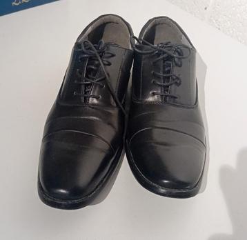 Herenschoenen maat 44 beschikbaar voor biedingen