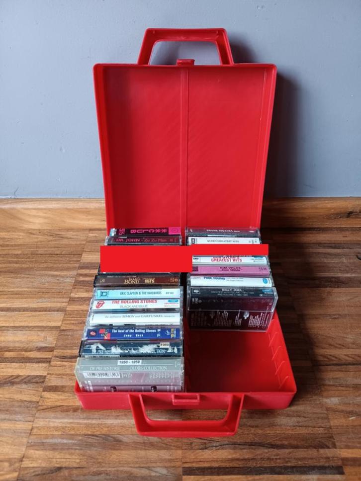 Koffer met 17 muziekcassettes, Cd's en Dvd's, Cassettebandjes, Zo goed als nieuw, Origineel, Overige genres, 2 t/m 25 bandjes