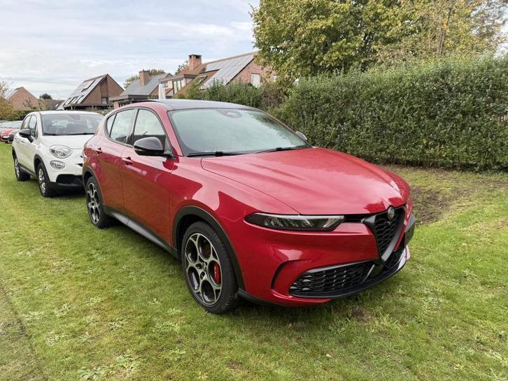 Alfa Romeo Tonale Sprint, Autos, Alfa Romeo, Tonale, Régulateur de distance, Airbags, Air conditionné, Alarme, Bluetooth, Ordinateur de bord