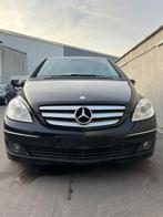 Mercedes B klasse 2.0 diesel 220 000 km 2006, Auto's, Voorwielaandrijving, Zwart, Leder en Stof, Zwart