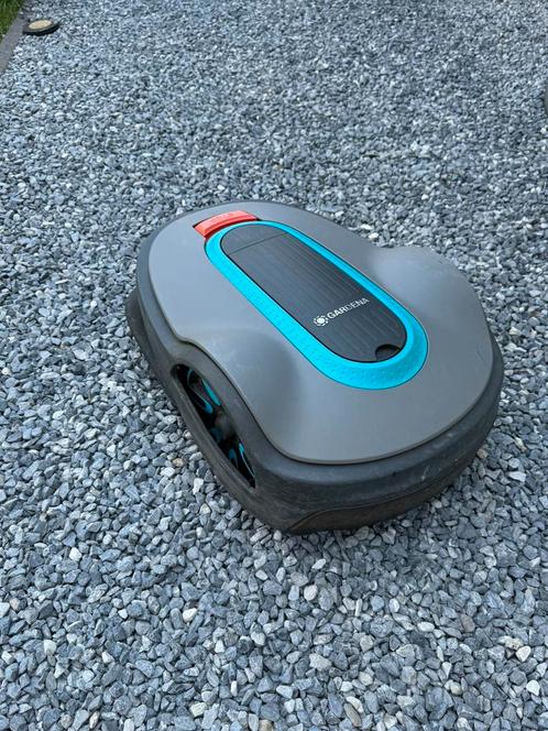 Gardena sileno life 1250, Tuin en Terras, Robotmaaiers, Zo goed als nieuw, Ophalen