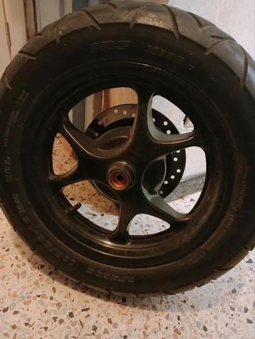 HONDA PES 125i scooter voorwiel jaar 2010 beschikbaar voor biedingen
