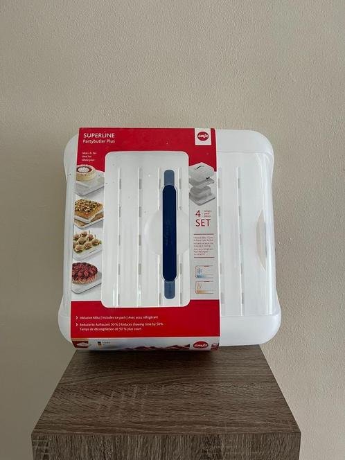 Cake container, Huis en Inrichting, Keuken | Tupperware, Nieuw, Bus of Trommel, Blauw, Wit, Ophalen of Verzenden