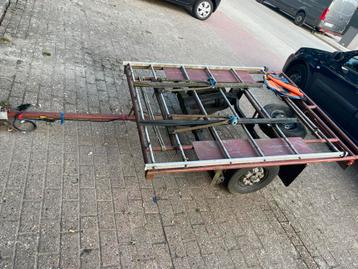 Aanhangwagen motors of fietsen beschikbaar voor biedingen