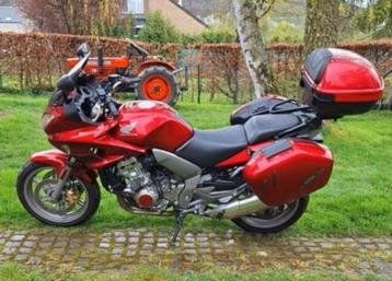 Honda CBF 1000 de 2010 avec 17000 Km beschikbaar voor biedingen