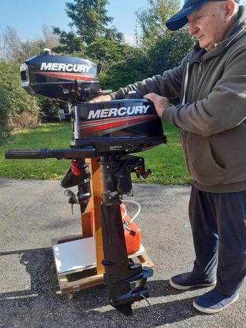 Buitenboordmotoren Mercury 3.3 pk en 5 pk beschikbaar voor biedingen