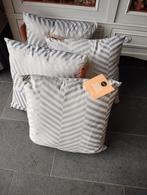 4 nouveaux coussins décoratifs, Enlèvement ou Envoi