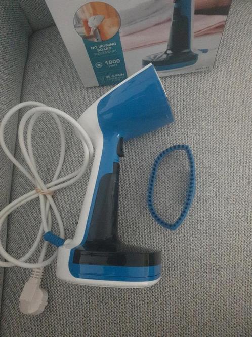 DOMO DO1101S Kledingstomer – Zo goed als nieuw!, Elektronische apparatuur, Stoomapparaten, Zo goed als nieuw, Kledingstomer, Ophalen of Verzenden