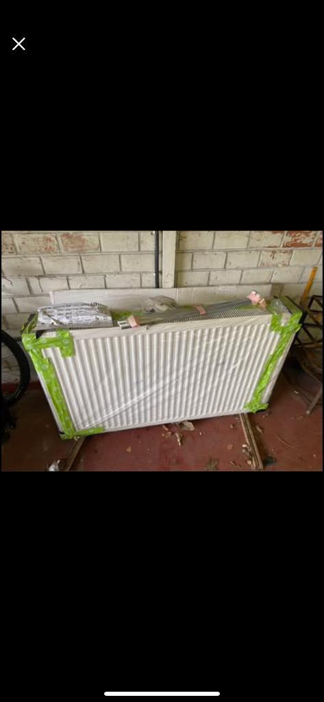 Radiator/verwarming Desco Uni 8 33-H700-L1200 3692W, Doe-het-zelf en Bouw, Verwarming en Radiatoren, Nieuw, Radiator, 30 tot 80 cm