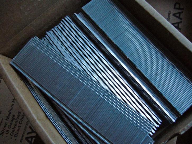 SENCO Brad nagels voor luchtdruk nagelpistool, Doe-het-zelf en Bouw, Compressors, Nieuw, Ophalen