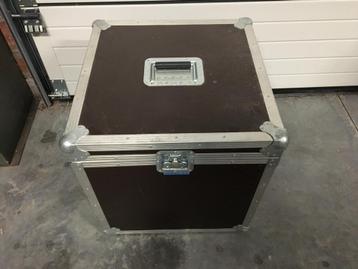 Flightcase 55 x 55 x 59 beschikbaar voor biedingen
