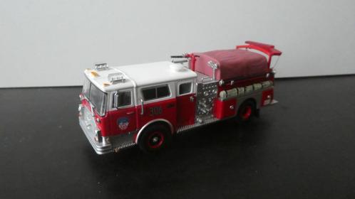 1/64 CODE 3 Mack CF Pompiers New York FDNY, Hobby & Loisirs créatifs, Voitures miniatures | Échelles Autre, Utilisé, Voiture, Enlèvement ou Envoi