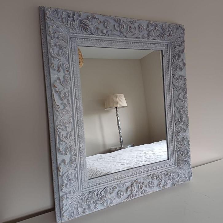 Klassieke rechthoekige spiegel – 63 x 73 cm, Huis en Inrichting, Woonaccessoires | Spiegels, Zo goed als nieuw, 50 tot 75 cm, Minder dan 100 cm