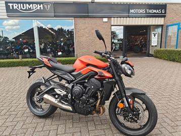 Triumph Street Triple R '25 0km, Motoren, Motoren | Triumph, Bedrijf, 3 cilinders, 765 cc, Meer dan 35 kW
