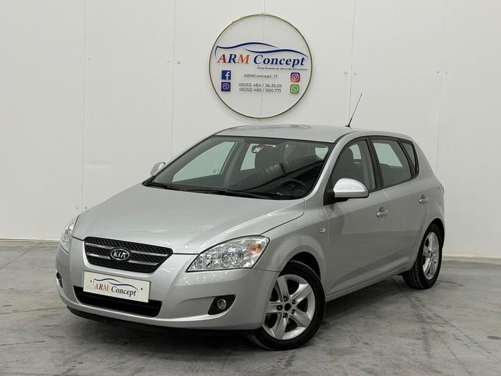 Kia Ceed 1.6 essence 90kw/122cv ***Garantie 12 mois***, Autos, Kia, Entreprise, Achat, (Pro) Cee d, Essence, Euro 4, Hatchback
