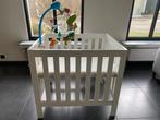 Wit park Quax met matras en mobiel, Kinderen en Baby's, Babyparken, Ophalen, Gebruikt