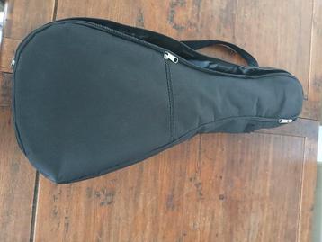 Kala tenor ukelele beschikbaar voor biedingen