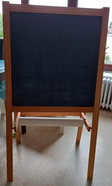 IKEA zwart krijtbord en wit markeerbord beschikbaar voor biedingen
