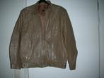 2 Jassen, maten 52 + 2 paar schoenen, maten 40 Gratis er bij, Kleding | Heren, Jassen | Winter, Ophalen, Zo goed als nieuw, Maat 52/54 (L)