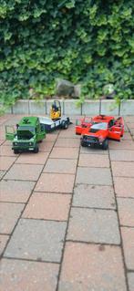 2 speelgoed auto's met een kar en kraan., Kinderen en Baby's, Ophalen