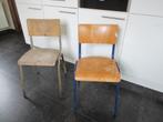 2 oude schoolstoelen vintage sixties schoolstoel hout ijzer, Ophalen, Hout