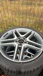Mercedes amg pneu hivers neuf  origine cla 45, Particulier, Te koop
