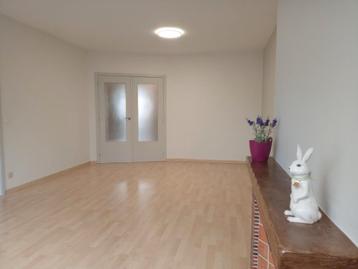 Te koop knus appartement met 2 slaapkamers en garagebox  beschikbaar voor biedingen