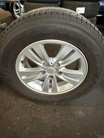 Kia Yokohama winterbanden + velgen beschikbaar voor biedingen