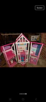 Barbiehuis, Kinderen en Baby's, Speelgoed | Poppenhuizen, Ophalen of Verzenden, Zo goed als nieuw