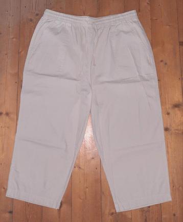 Korte broek "48"  beschikbaar voor biedingen