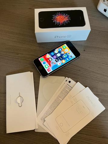 iPhone SE + doos beschikbaar voor biedingen