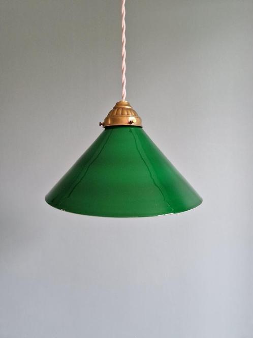 Art Deco hanglamp in kegelgroen opaline, 1920-30, Antiek en Kunst, Antiek | Verlichting, Ophalen of Verzenden
