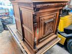 antiek oude kasten in goede staat, Enlèvement
