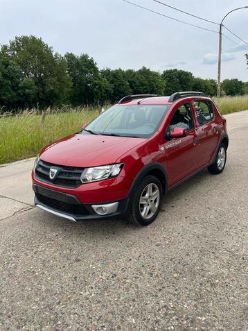 DACIA SANDERO STEPWAY DIRECT BESCHIKBAAR MET GARANTIE, Auto's, Voorwielaandrijving, Bedrijf, Handgeschakeld, 5 deurs