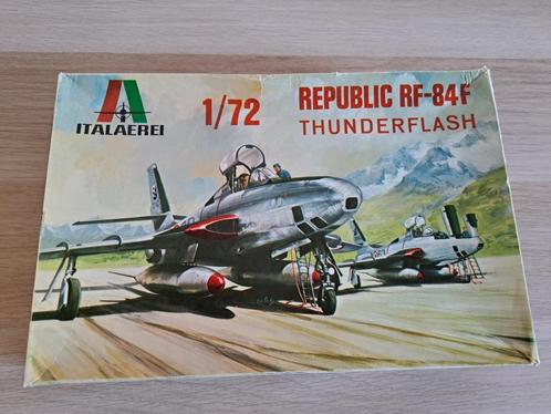 Italeri Republic RF-84F Thunderflash Belgische Luchtmacht, Hobby en Vrije tijd, Modelbouw | Vliegtuigen en Helikopters, Nieuw