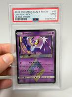Pass POKÉMON SOLEIL ET LUNE #62 LUNALA-HOLO MINT ULTRA PRISM, Enlèvement ou Envoi, Comme neuf, Cartes en vrac, Foil